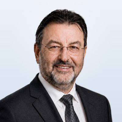 Dr. Étienne Callebout, MD